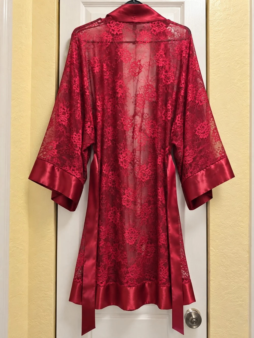 torrid please width